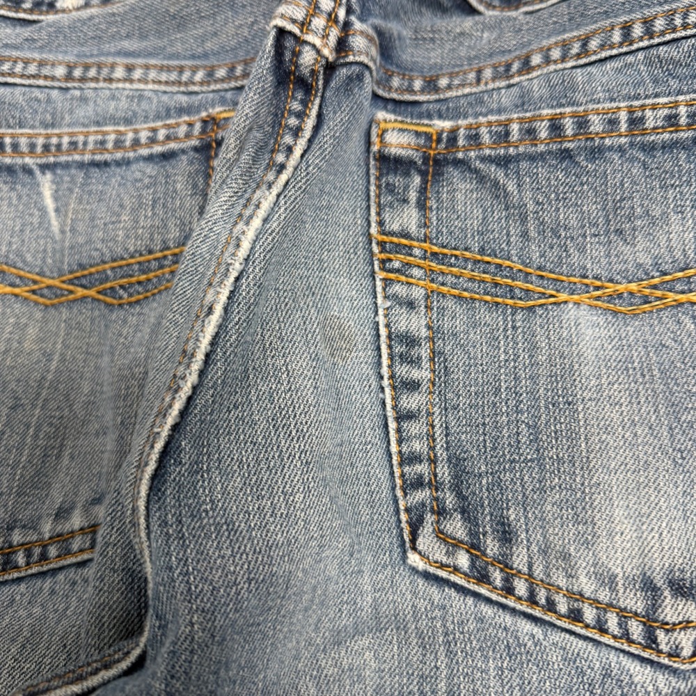 Ariat M4 Low Rise Relaxed Boot Cut Jeans Mens 32x32 Medium Wash Distressed Denim - Picture 7 of 7